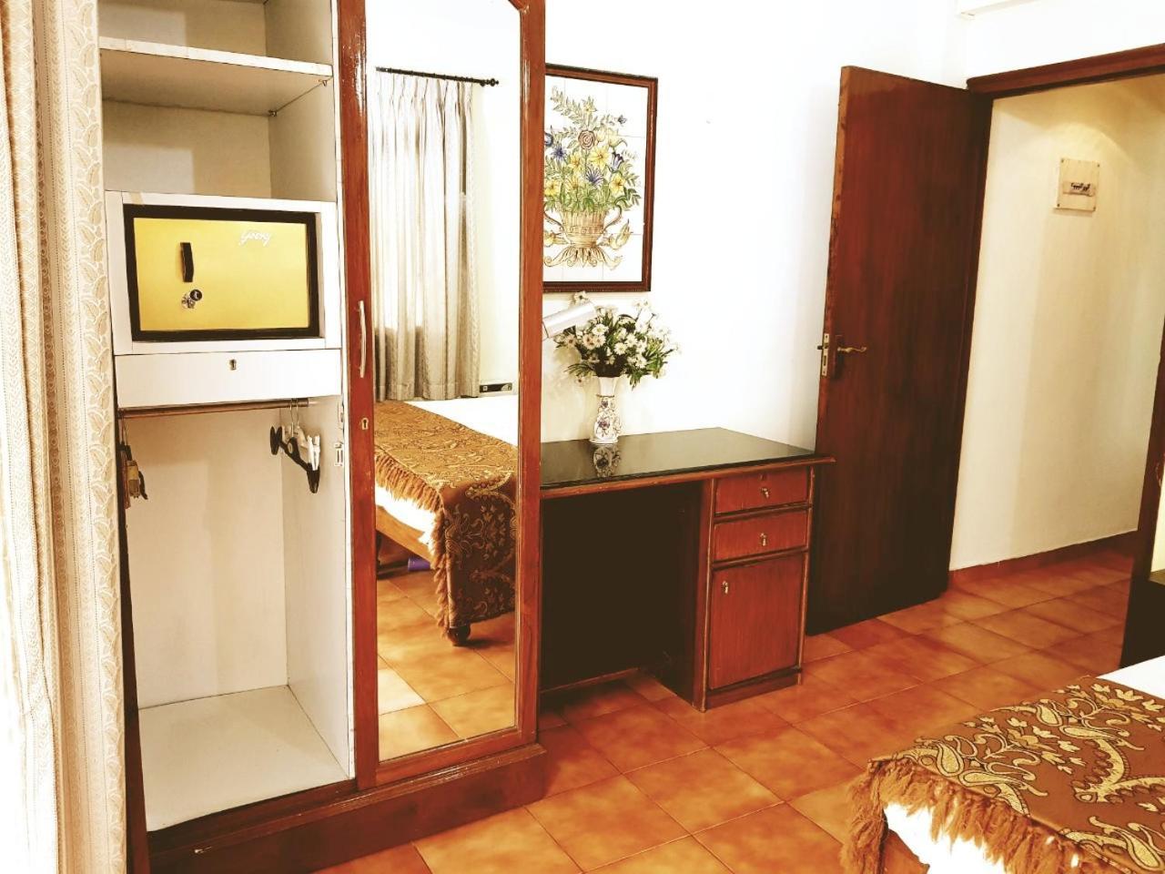 Diana Apartments Candolim Exterior photo