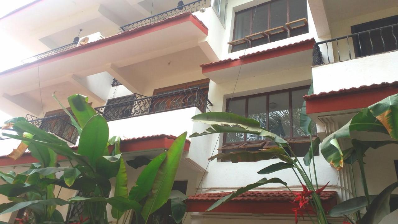 Diana Apartments Candolim Exterior photo